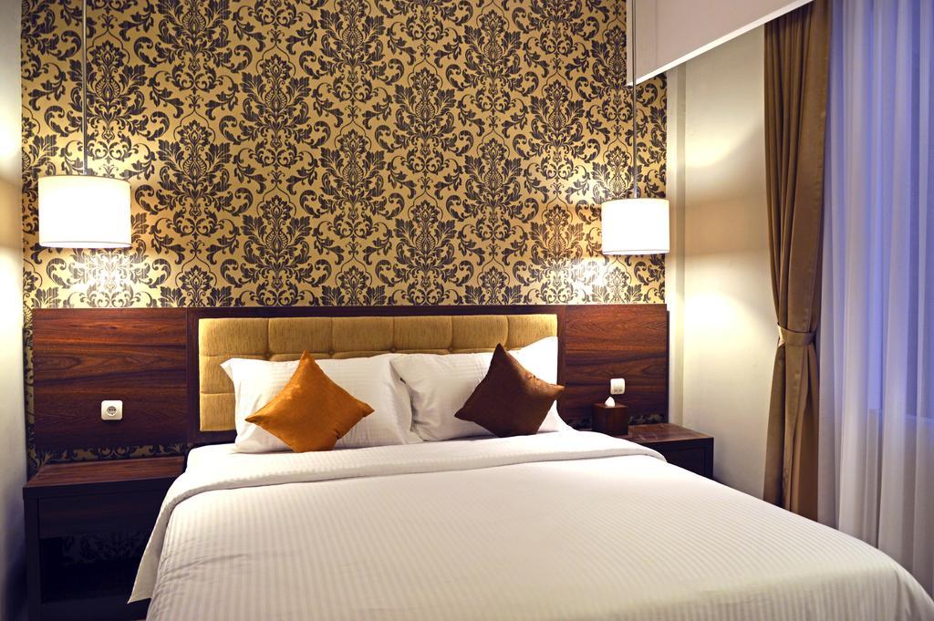 Hotel Safira Magelang Phòng bức ảnh