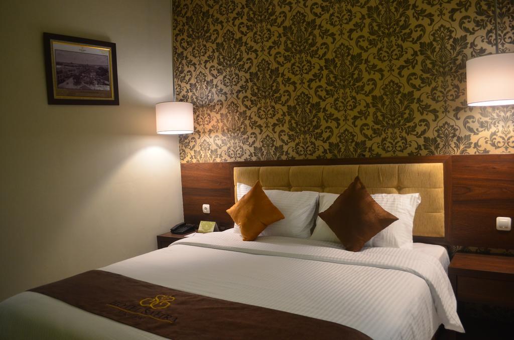 Hotel Safira Magelang Phòng bức ảnh