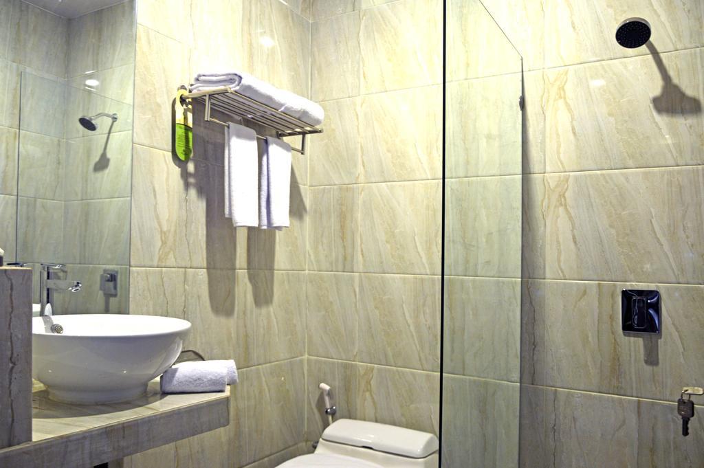 Hotel Safira Magelang Phòng bức ảnh