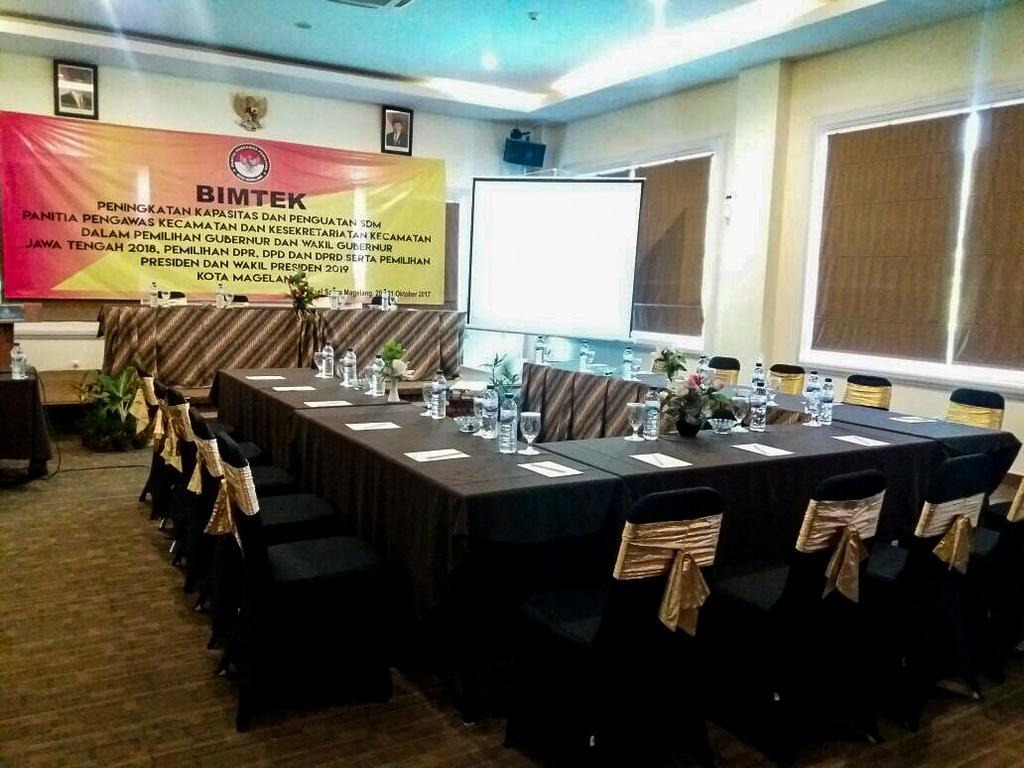 Hotel Safira Magelang Ngoại thất bức ảnh
