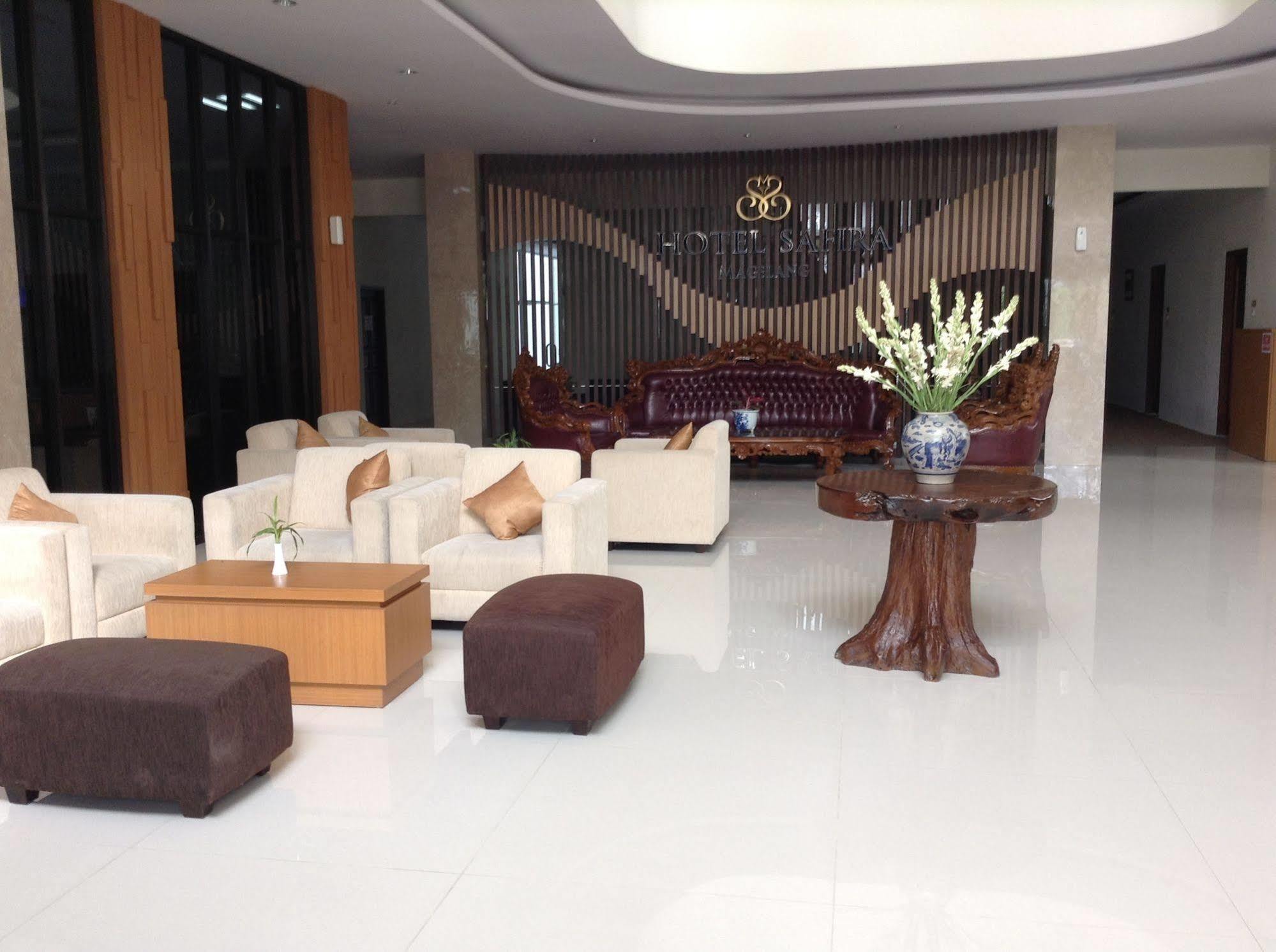 Hotel Safira Magelang Ngoại thất bức ảnh