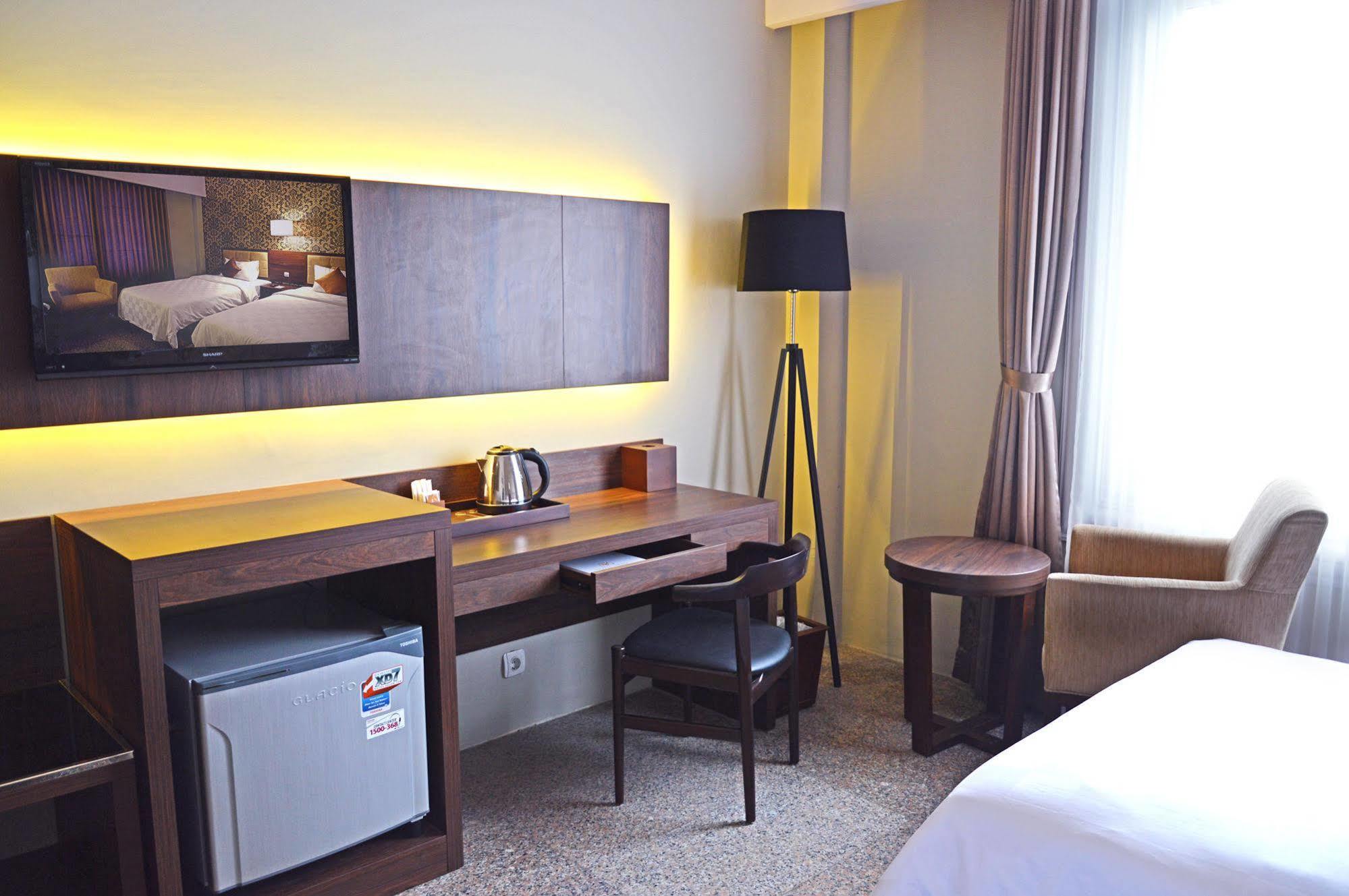 Hotel Safira Magelang Ngoại thất bức ảnh